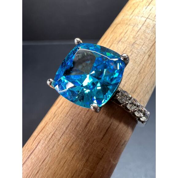 Aqua blue CZ sterling silver ring size 8 - Picture 6 of 16
